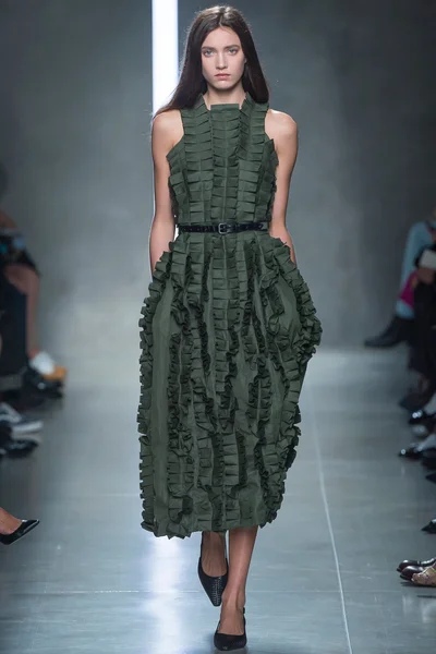 Look 7